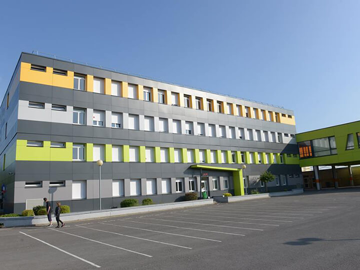 Pose de bardage – Collège Jean Moulin, Barlin