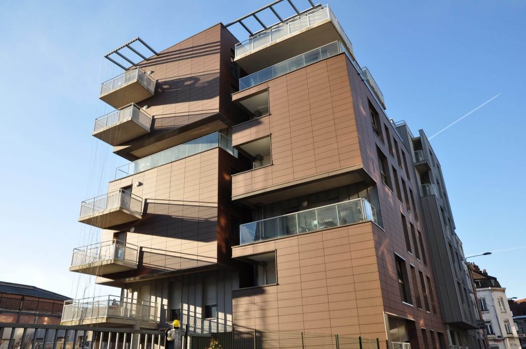 Pose bardage inox joint debout et bardage terre cuite – Lille