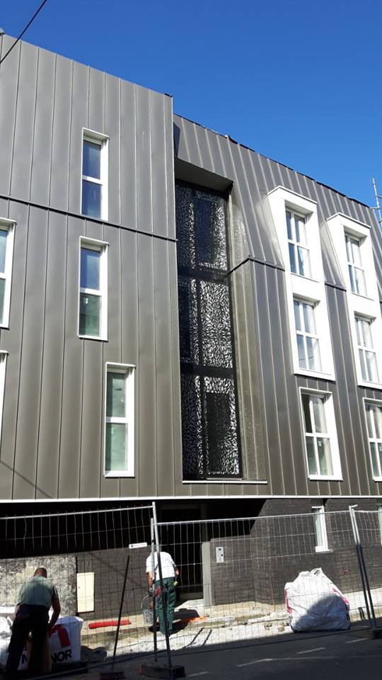 Bardage Acier – Étanchéité Bitumineuse – Construction de logement